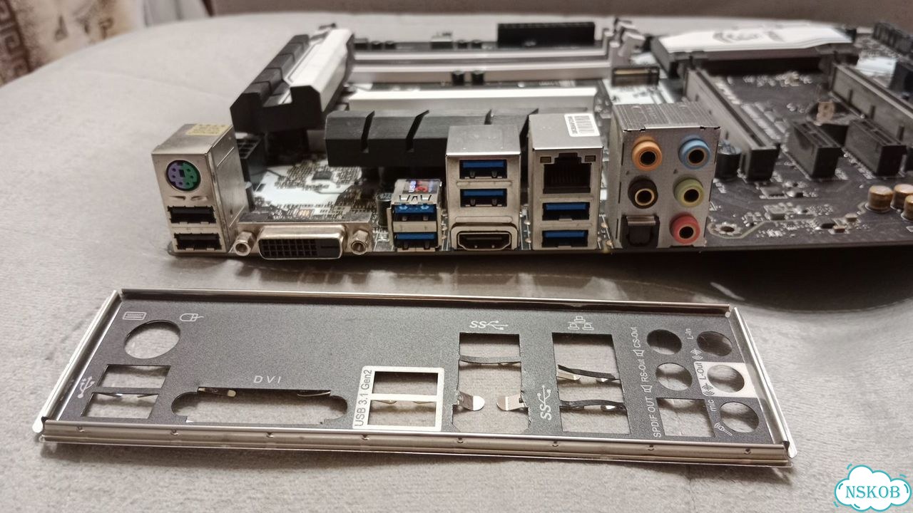 MSI Z170A Krait Gaming v1.0 LGA1151 (на донорство) фото 8