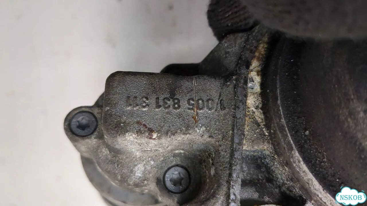 Стартер Volkswagen Passat 6 фото 4