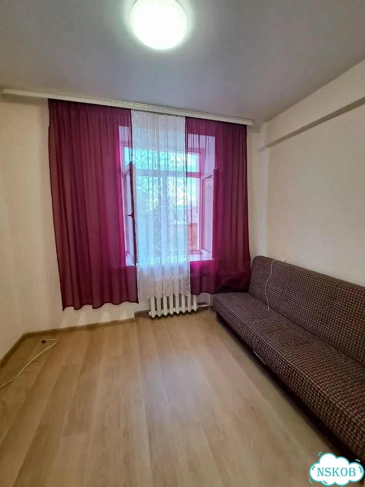 Комната в 1-к., 2/5 эт. фото 1