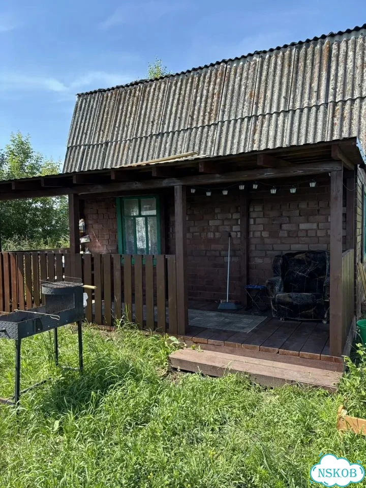 Дом 10 м² на участке 5 сот. фото 1