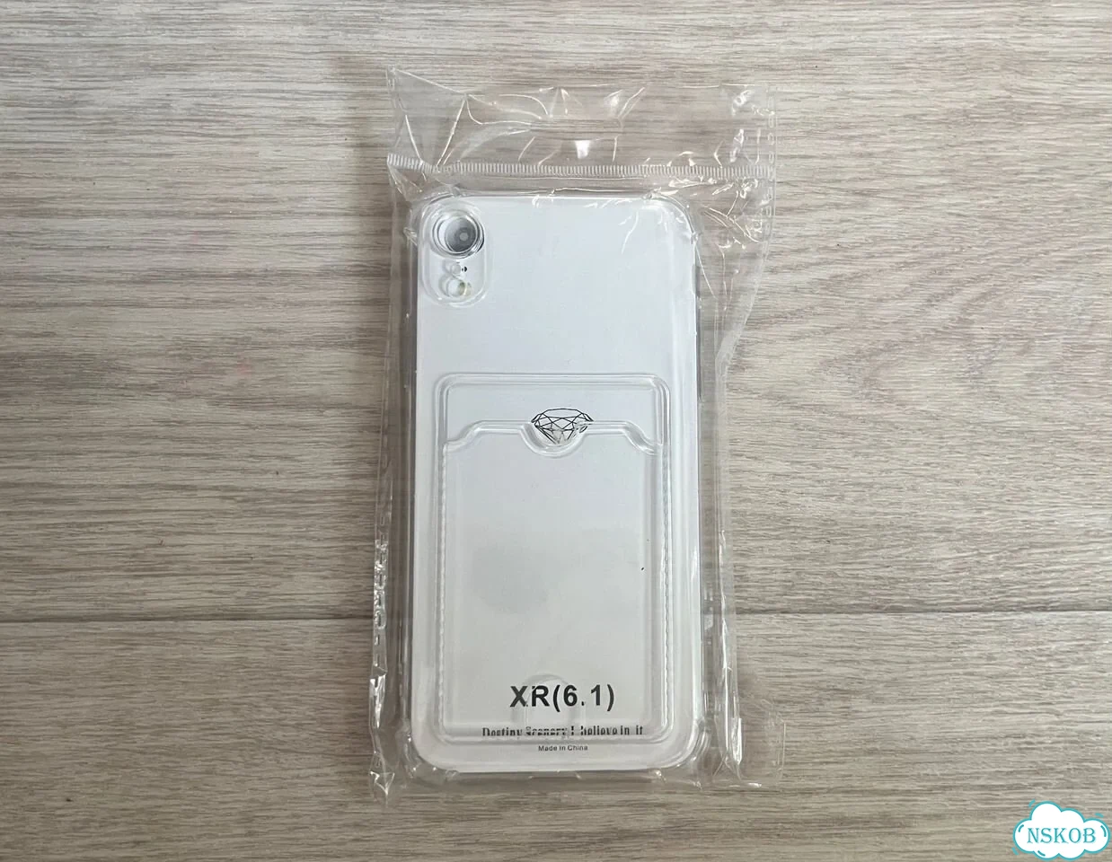 Чехол на iPhone XR фото 1