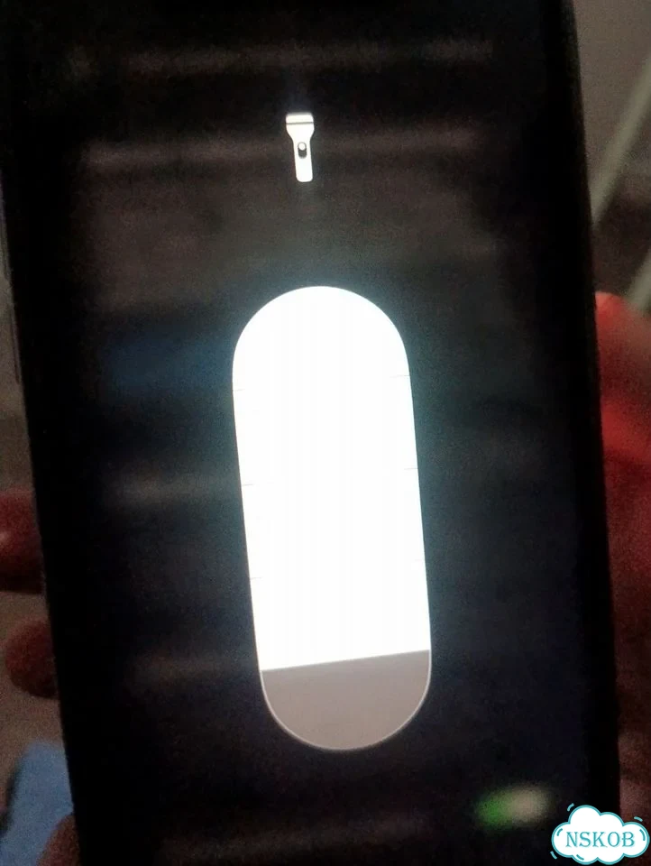 iPhone 11, 64 ГБ, 1 SIM фото 1