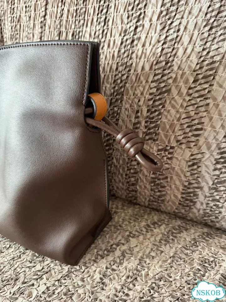Сумка loewe flamenco, шоколадная фото 4
