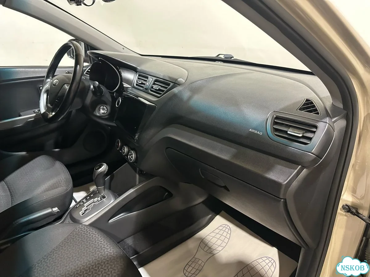 Kia Rio 1.4 AT, 2015, 124 643 км фото 24
