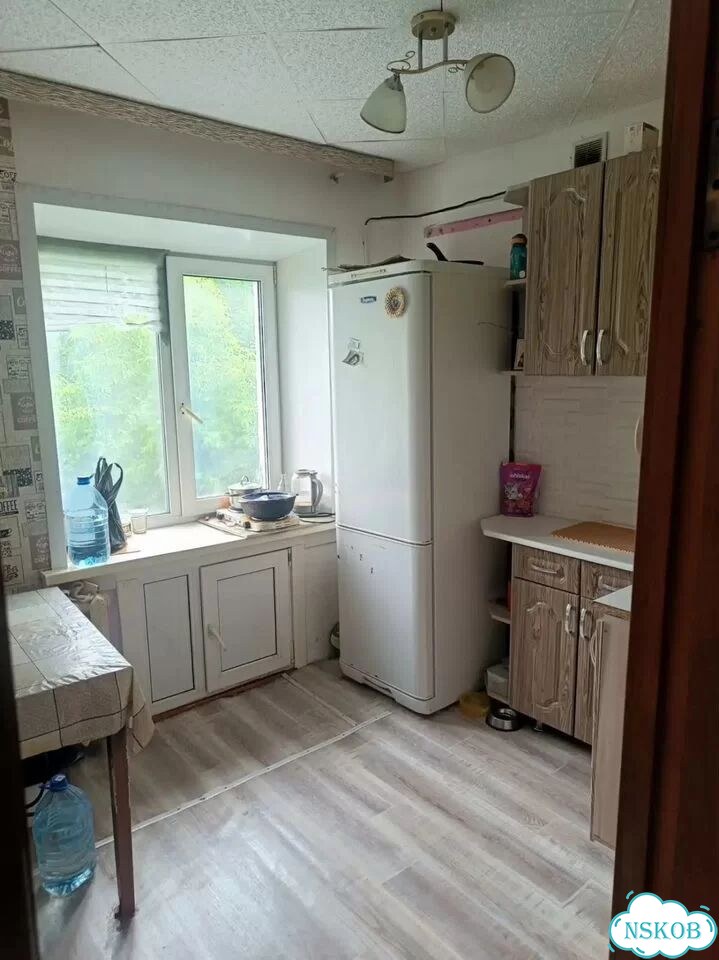 3-к. квартира, 54 м², 3/3 эт. фото 2