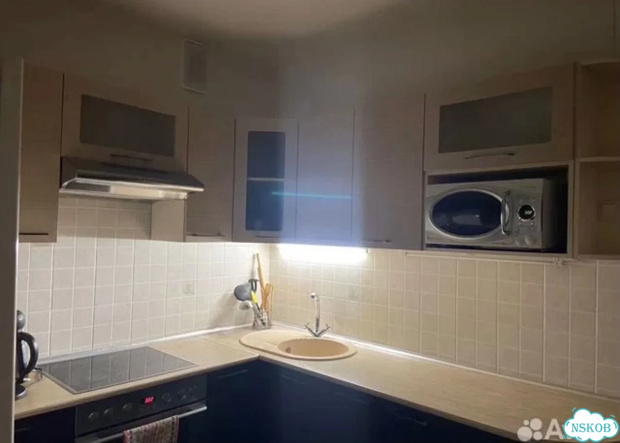 1-к. квартира, 40,6 м², 4/9 эт. фото 2