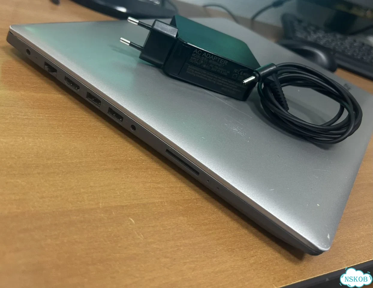 Ноутбук Lenovo 80XR ideapad 320-15IAP фото 9