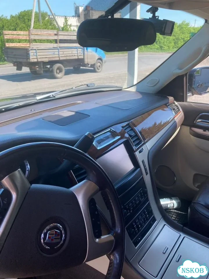 Cadillac Escalade 6.2 AT, 2014, 220 300 км фото 14