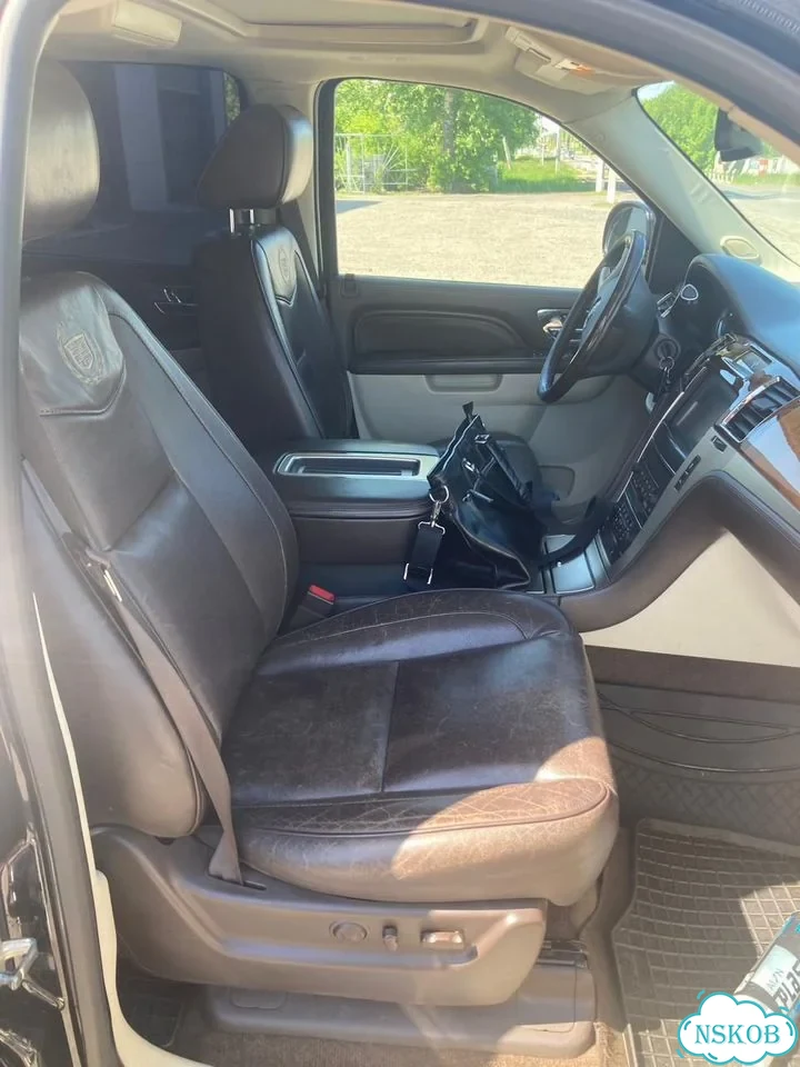 Cadillac Escalade 6.2 AT, 2014, 220 300 км фото 8