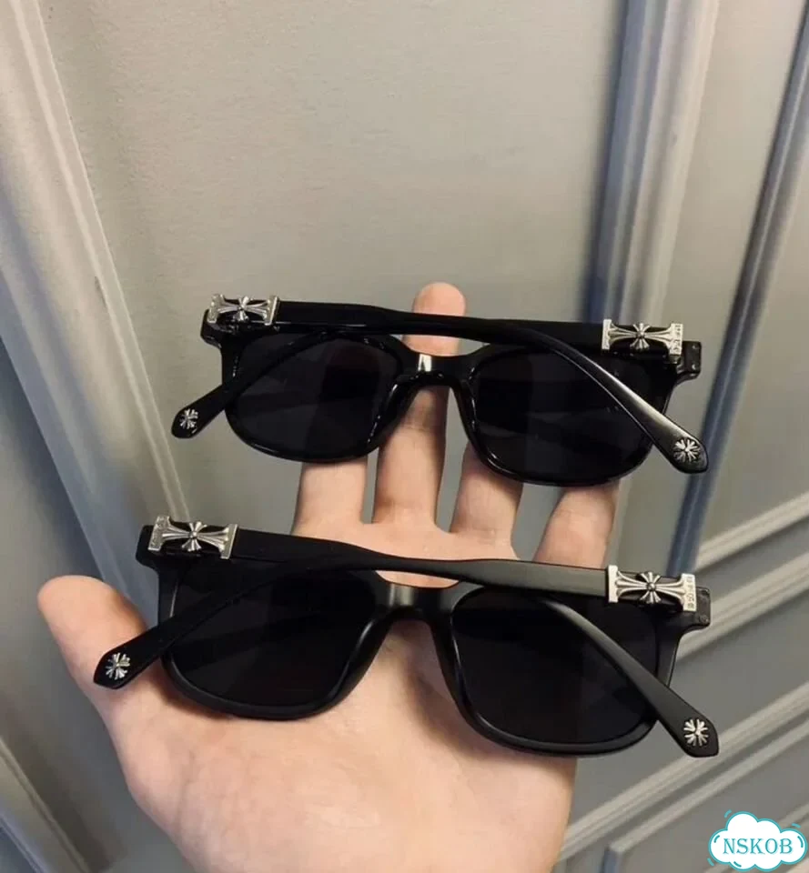Солнцезащитные очки chrome hearts фото 3