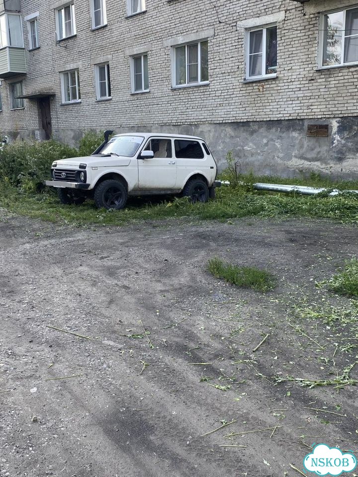 ВАЗ (LADA) 4x4 (Нива) 1.7 MT, 1997, 150 000 км фото 2