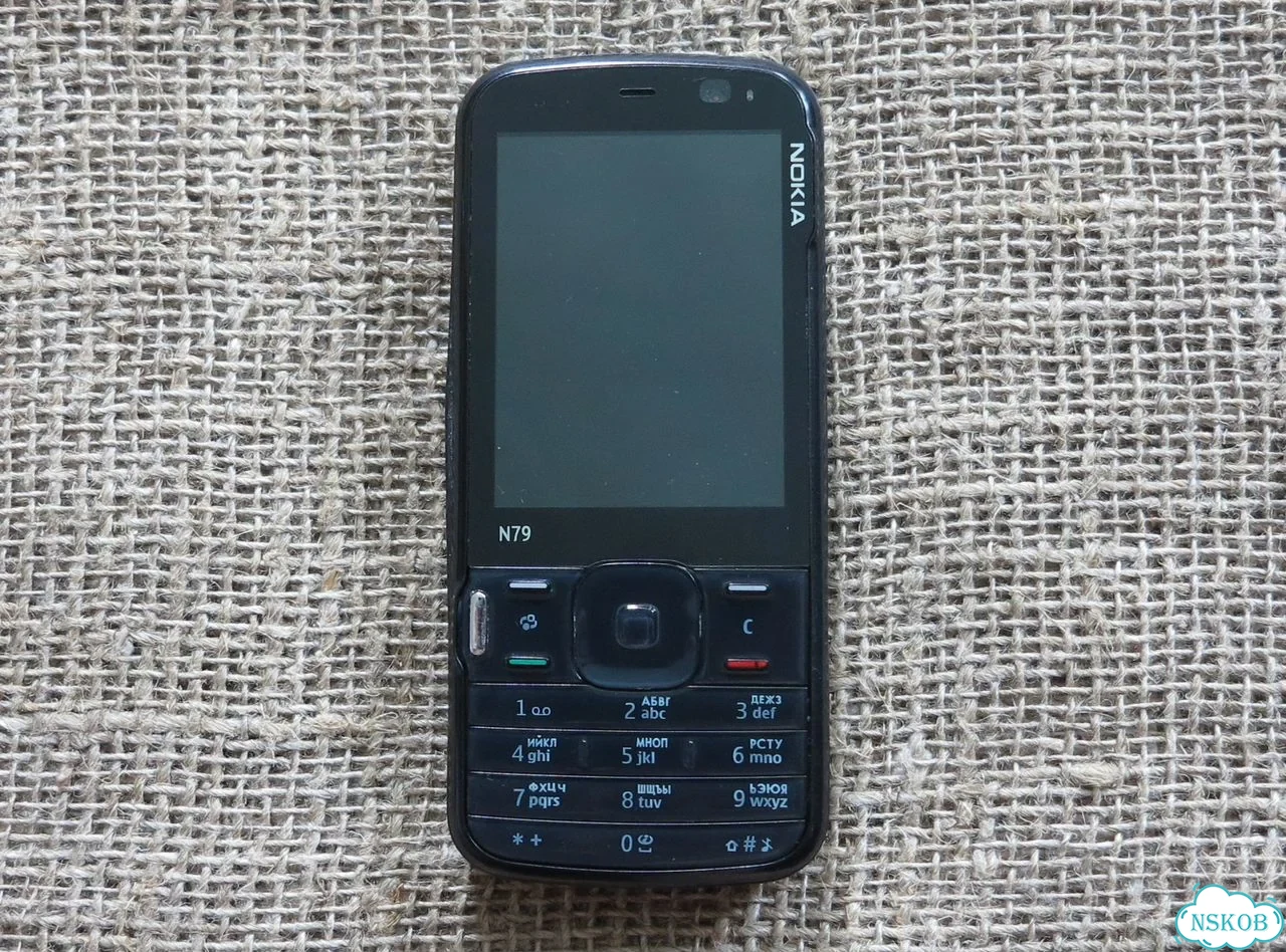 Nokia N79 фото 3