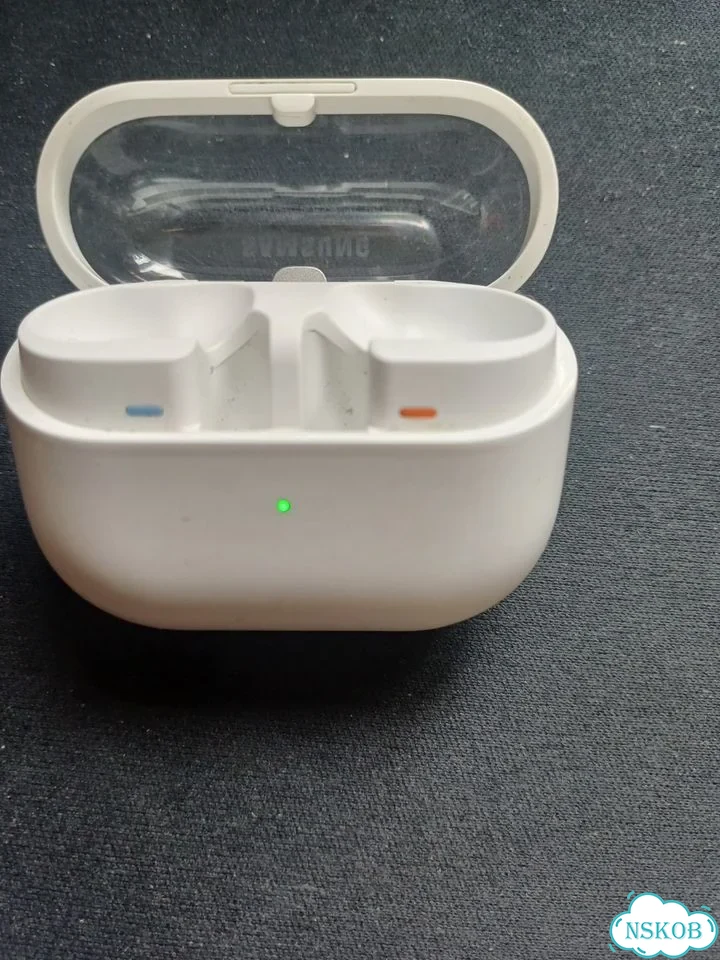 Кейс Samsung Galaxy Buds 3 Pro фото 2