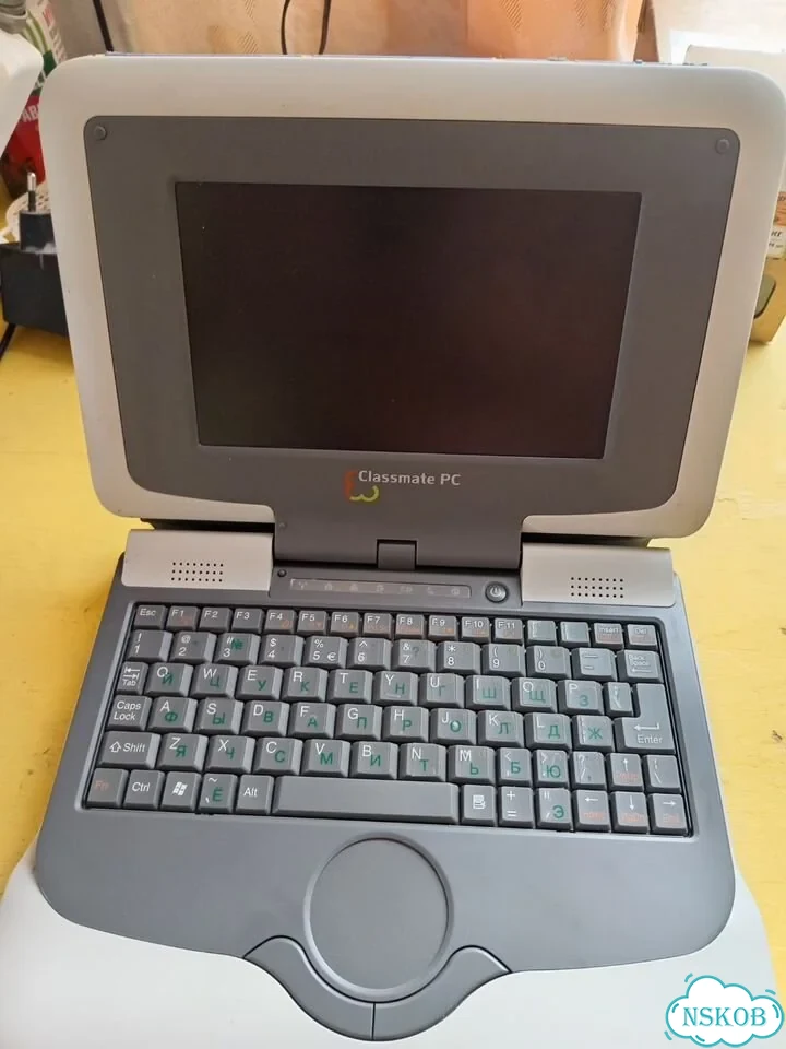 E07EI1, Intel Classmate PC первого поколения фото 1