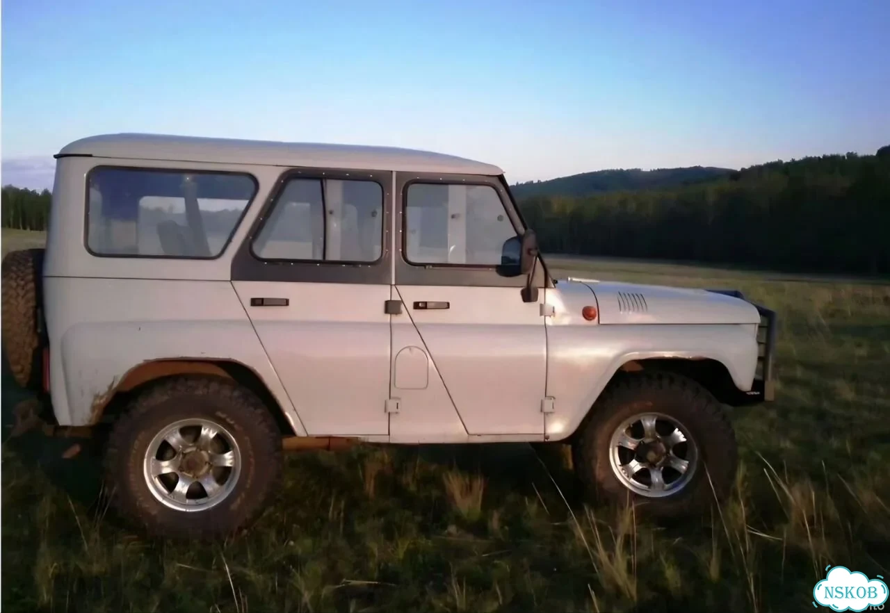 Запчасти на УАЗ 452/3151/3303 фото 2