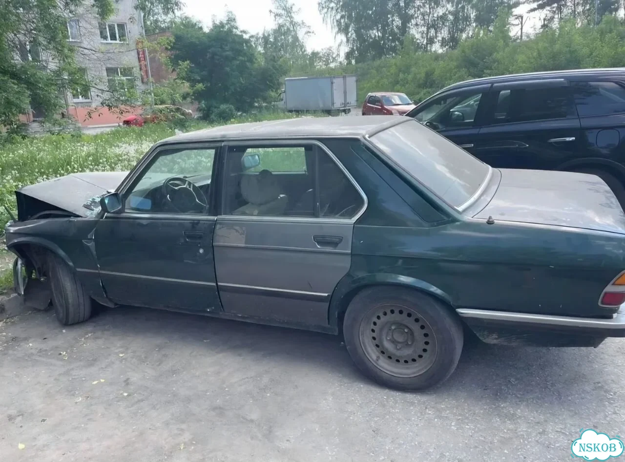 Разбор Bmw e28 фото 2