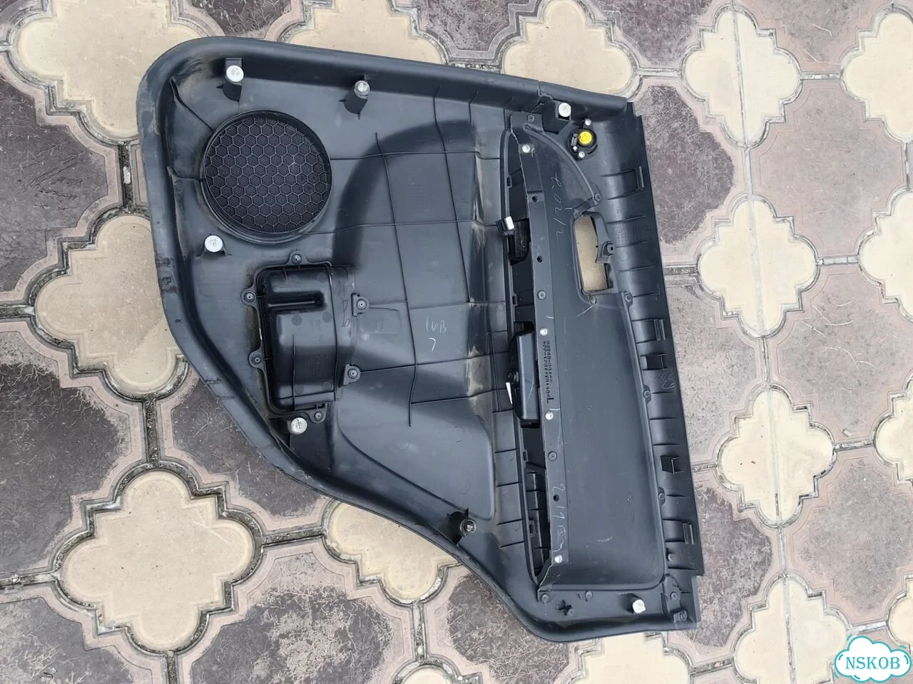 Обшивка двери Suzuki sx4 фото 2