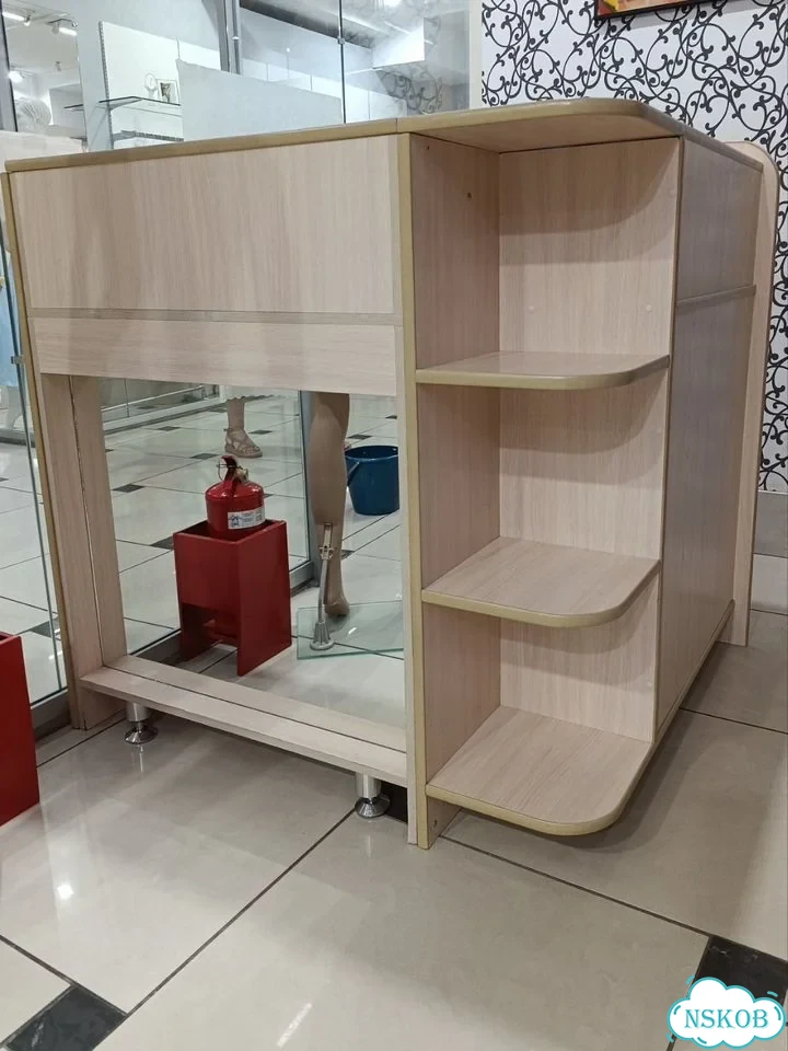 Стол фото 1