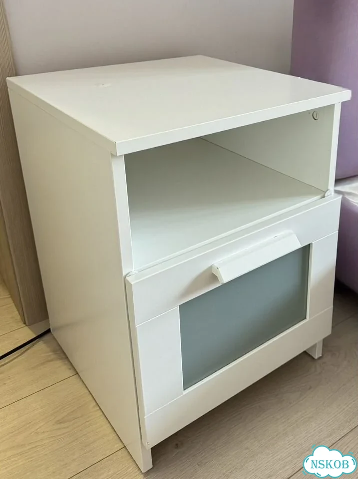 Тумба прикроватная IKEA фото 1