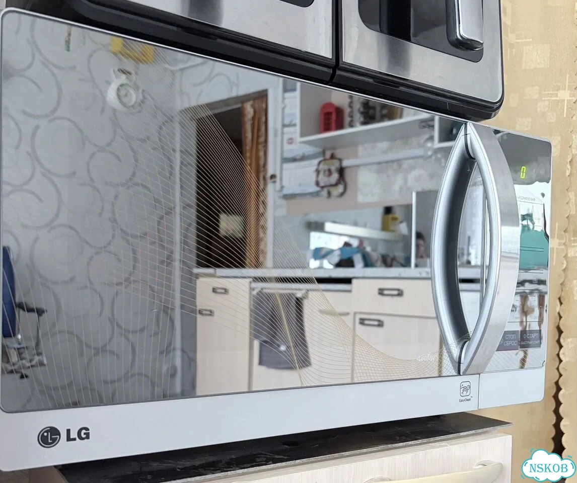 Микроволновка LG MH6843AAK с грилем фото 3