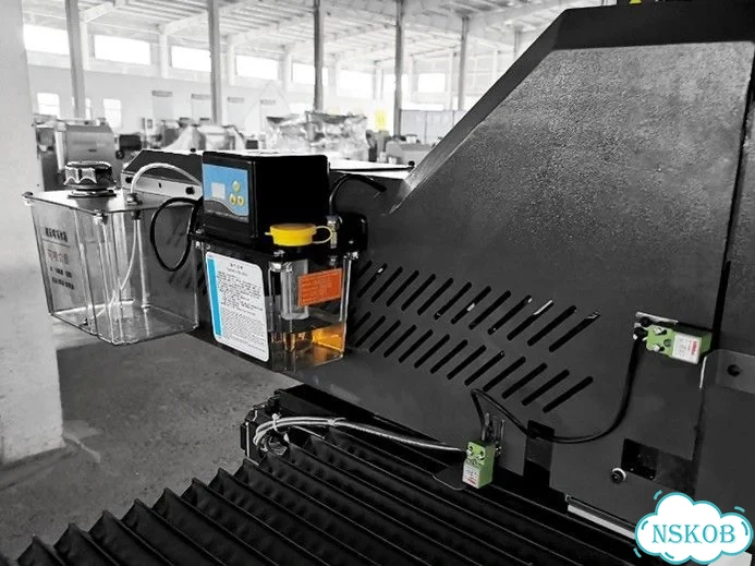 Фрезерно-гравировальный станок Alumax DM-6А-3000 фото 4