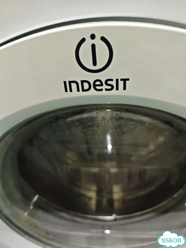 Стиральная машина Indesit под ремонт или запчасти фото 5