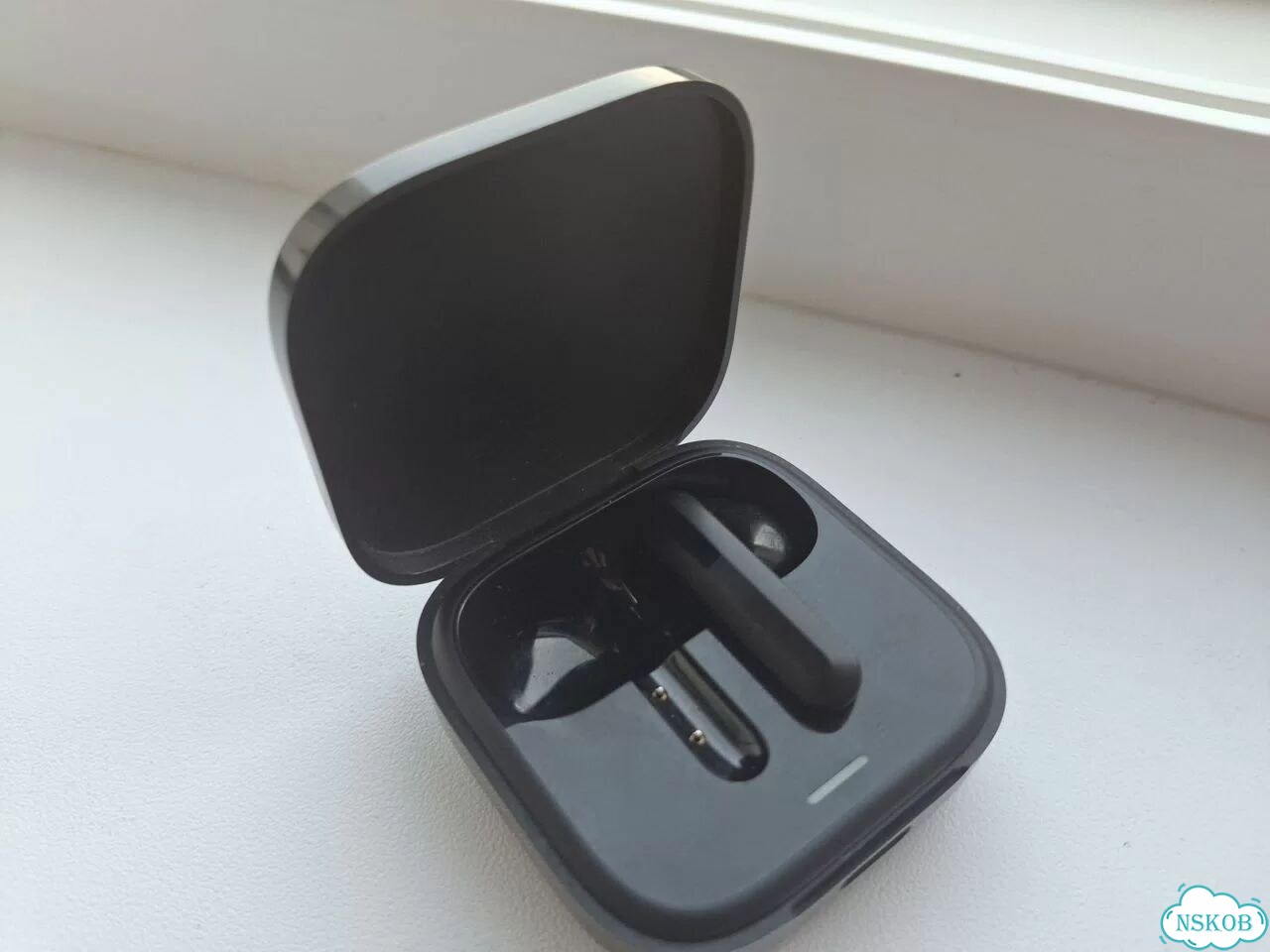 Беспроводные наушники xiaomi фото 1