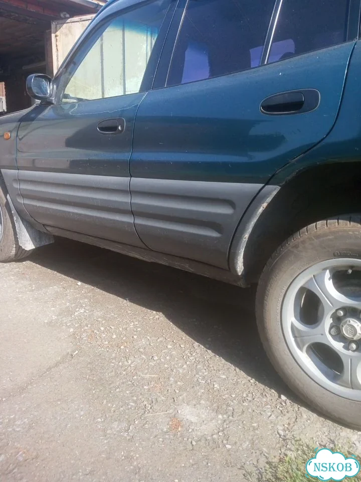 Toyota RAV4 2.0 AT, 1995, 350 000 км фото 4