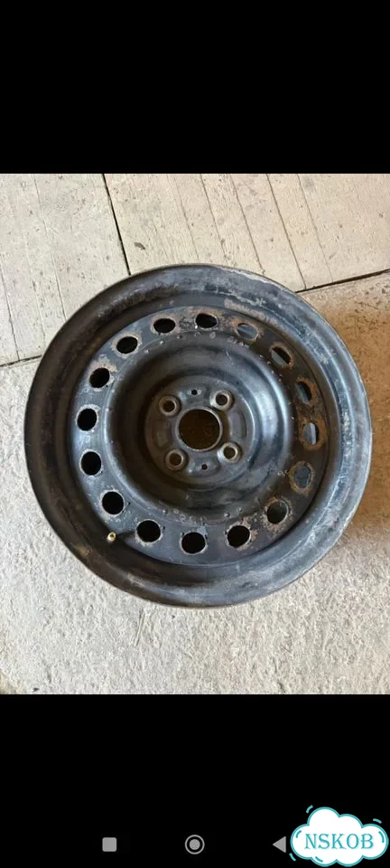 Штампованные диски Toyota 3.5×R15 4×100 фото 1