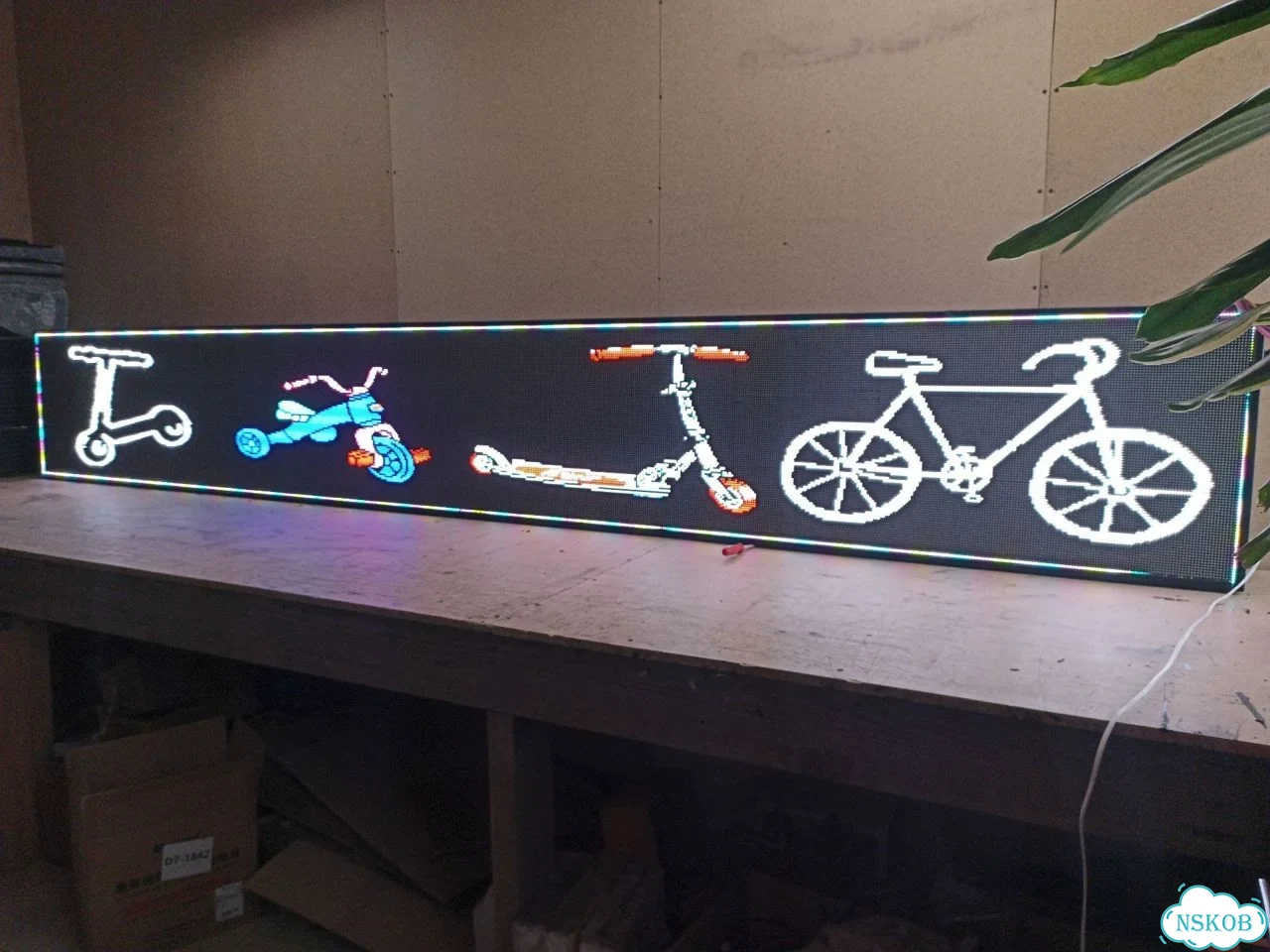 Бегущая строка 355х51 см полноцветного свечения р5 фото 9