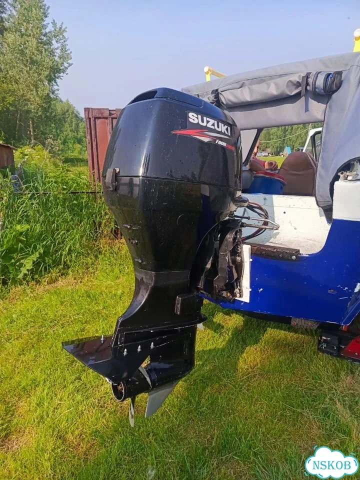 Лодочный мотор Suzuki DF 70 фото 1