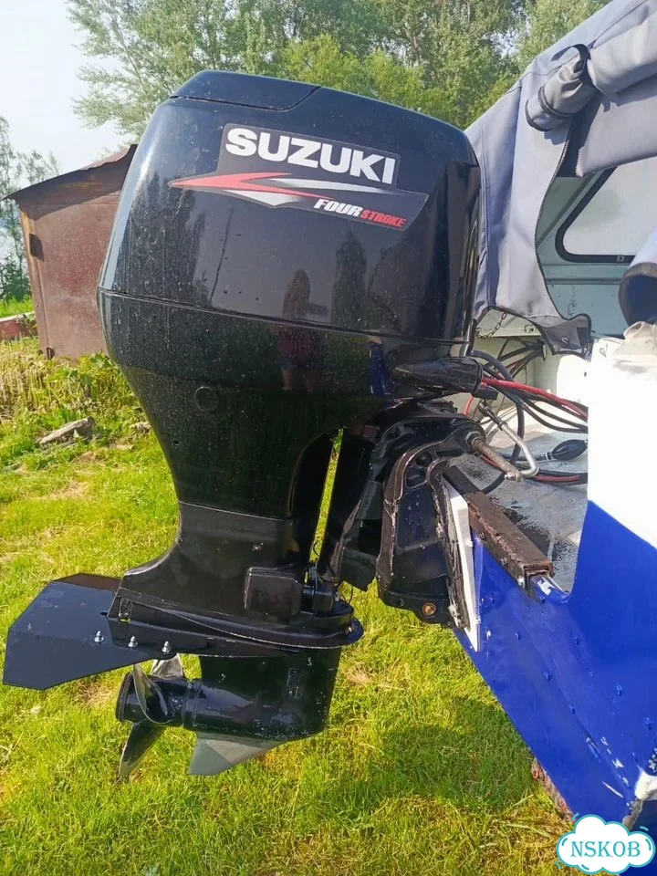 Лодочный мотор Suzuki DF 70 фото 6