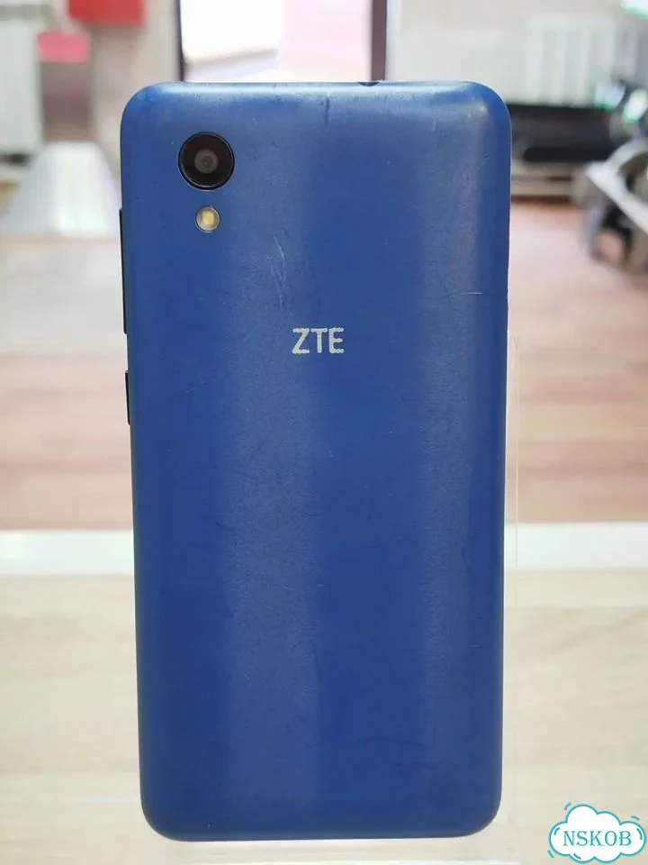 ZTE Blade L8, 16 ГБ, 2 SIM фото 2