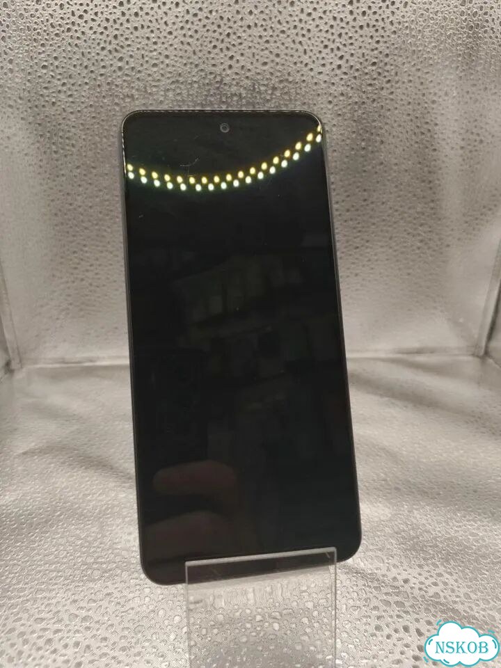 vivo V30 Lite, 8/256 ГБ фото 1