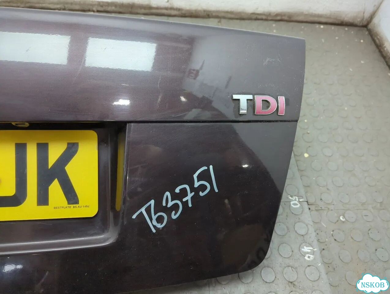 Крышка багажника Volkswagen Passat 5 фото 5