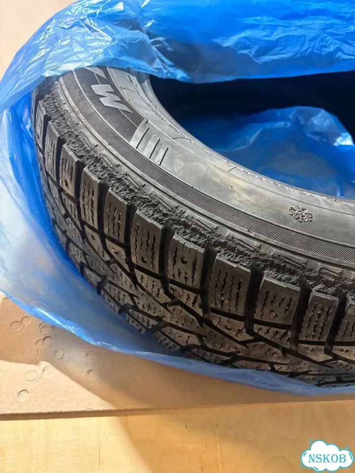 Maxxis ArcticTrekker NP3 215/65 R16 фото 6