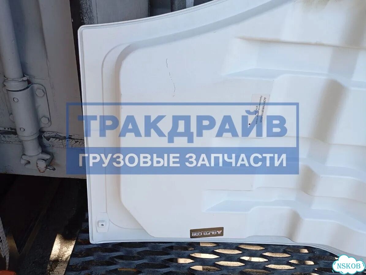 Накладка левой двери для Sitrak C7H фото 6
