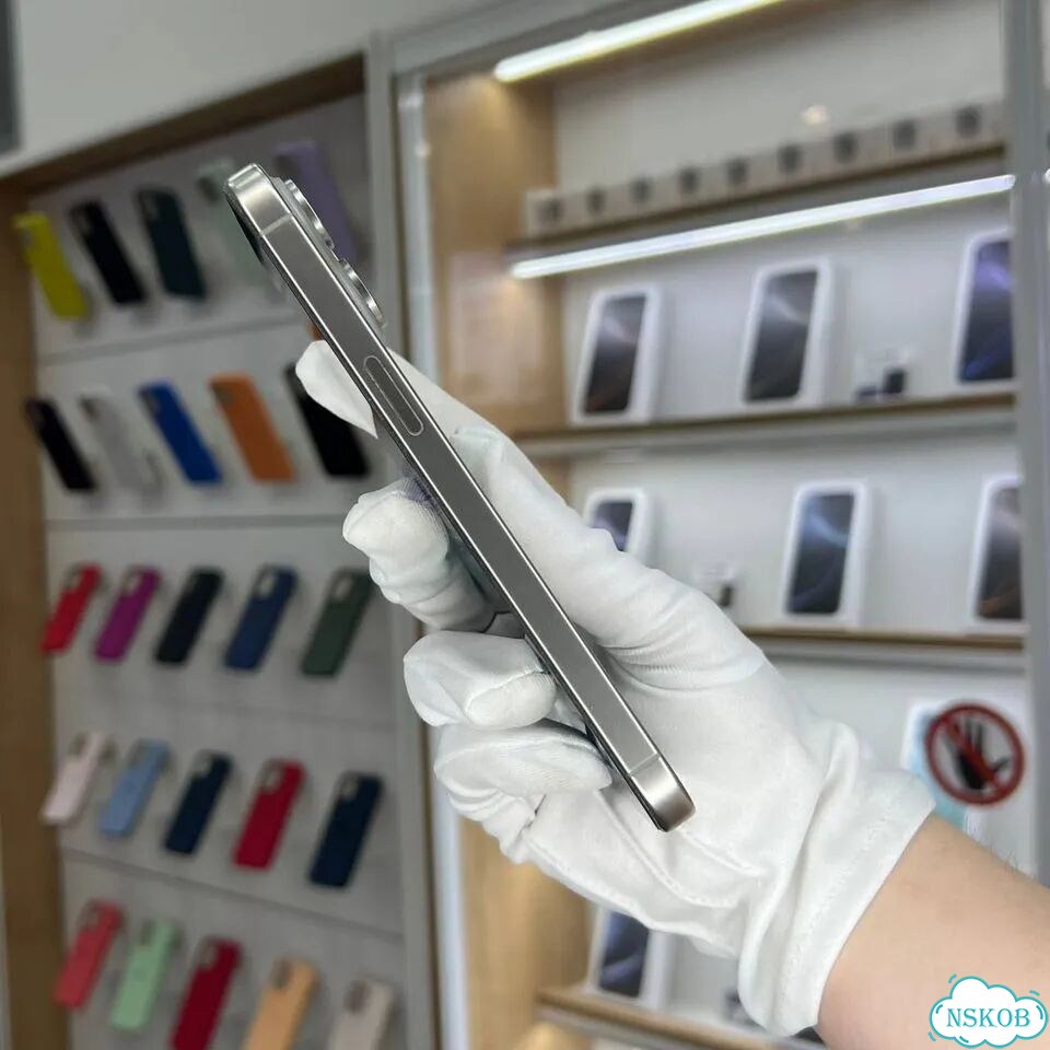 iPhone 15 Pro Max, 256 ГБ фото 4