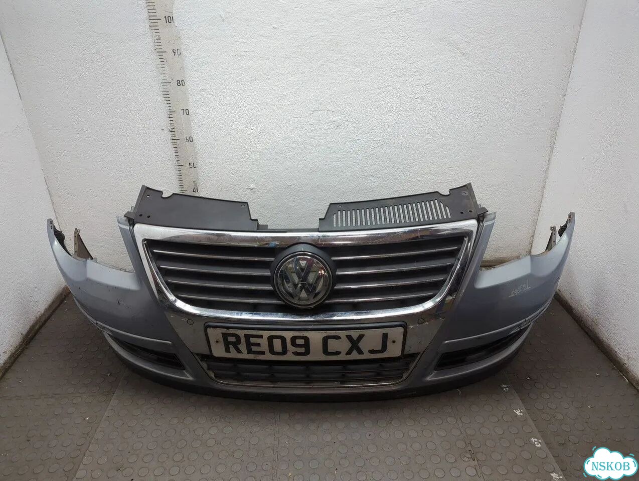 Бампер передний Volkswagen Passat 6 фото 1