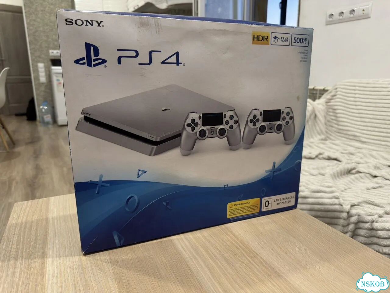 Sony playstation 4 slim 500gb 2 геймпада фото 1