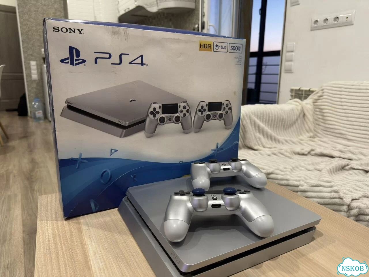 Sony playstation 4 slim 500gb 2 геймпада фото 2