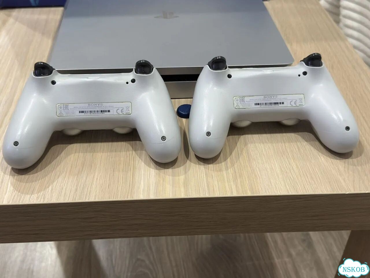 Sony playstation 4 slim 500gb 2 геймпада фото 7