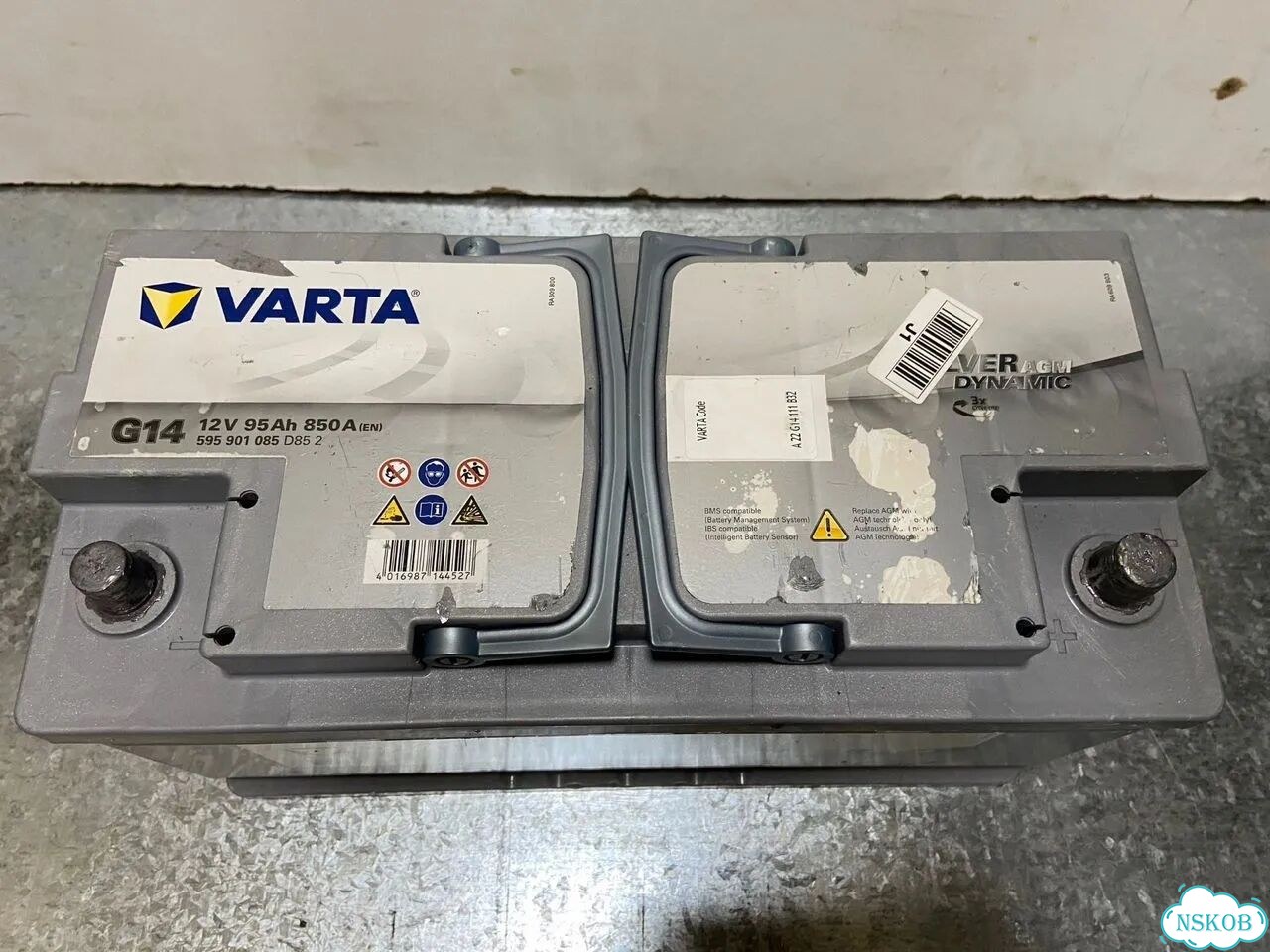 Аккумулятор varta 95ah AGM фото 2