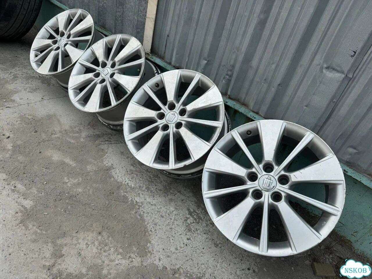 Литые диски Toyota 8×R18 5×114.3 фото 1