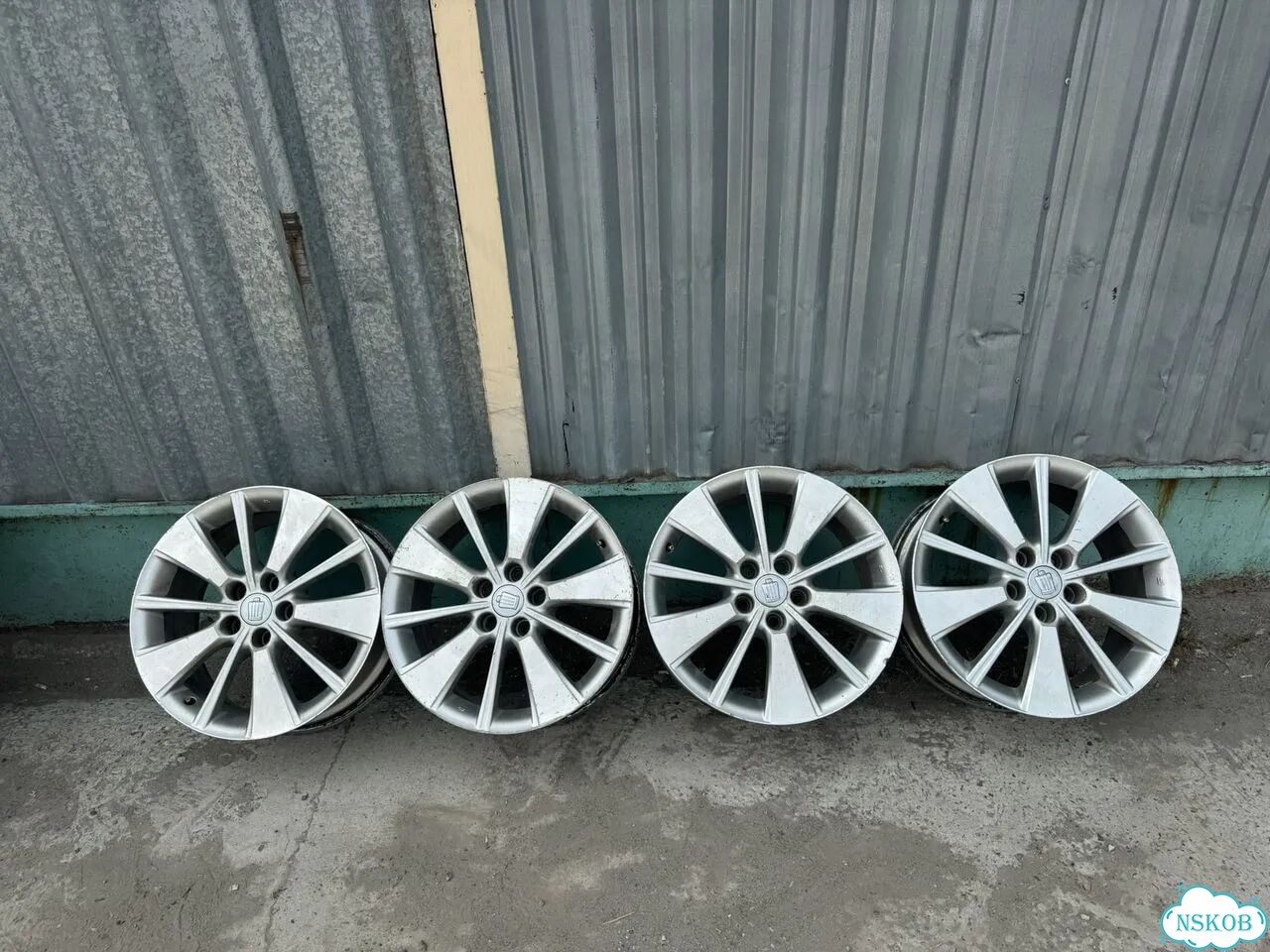 Литые диски Toyota 8×R18 5×114.3 фото 2