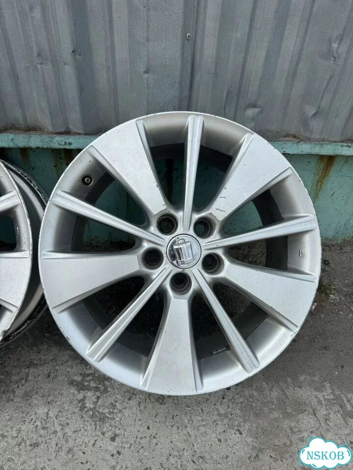 Литые диски Toyota 8×R18 5×114.3 фото 3