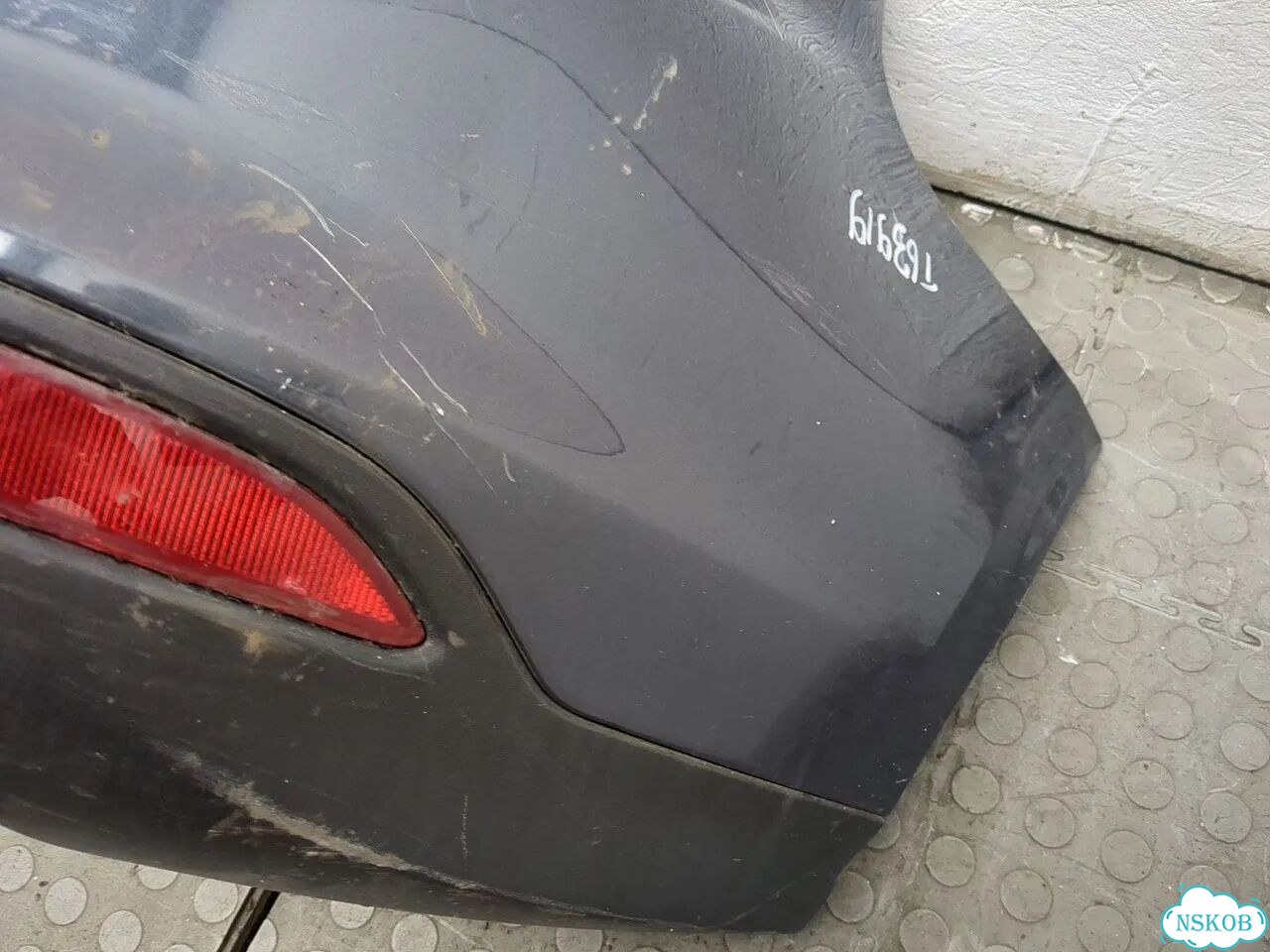 Бампер задний Ford Focus 3 фото 7
