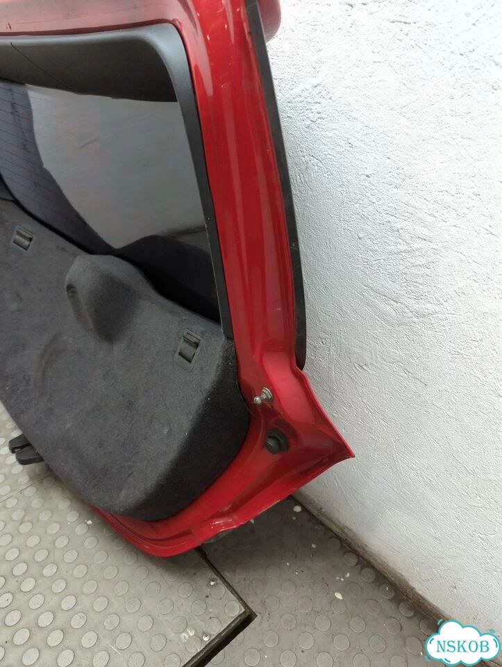 Крышка багажника Opel Astra H фото 8