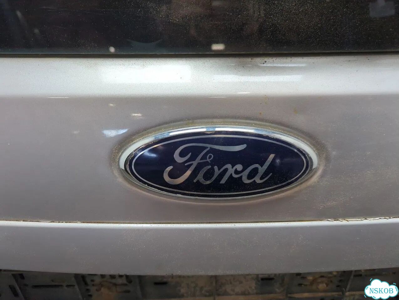 Крышка багажника Ford C-Max фото 5