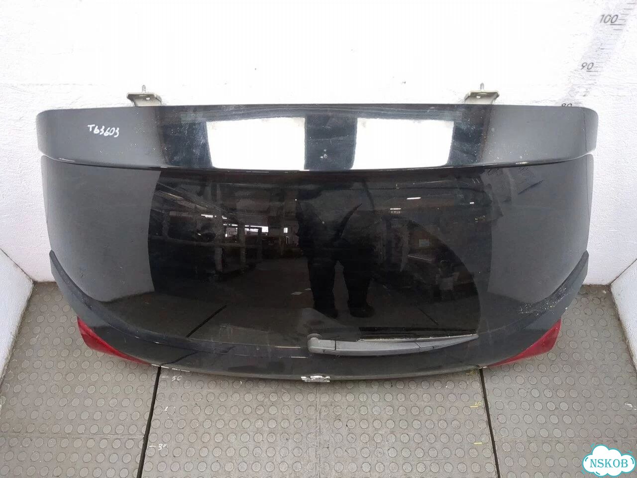 Крышка багажника Peugeot 3008 фото 3